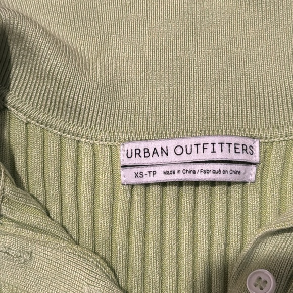 Urban Outfitters ribbed crop top - Picture 3 of 8